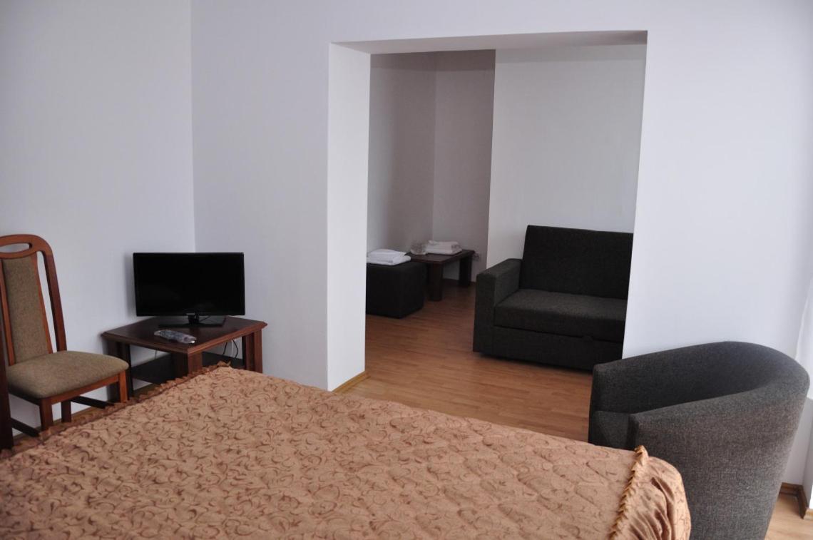 Oras Zlatna Hotel Екстериор снимка