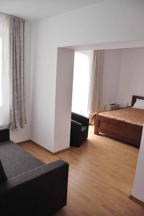 Oras Zlatna Hotel Екстериор снимка