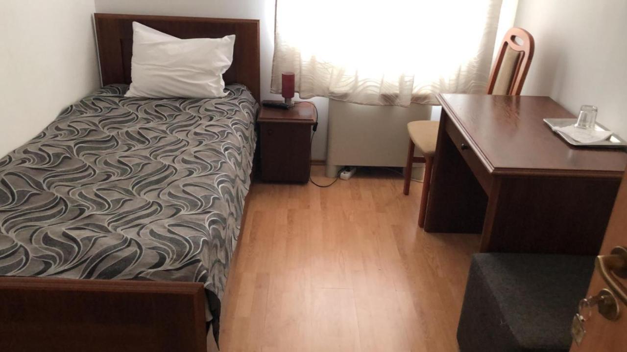 Oras Zlatna Hotel Екстериор снимка