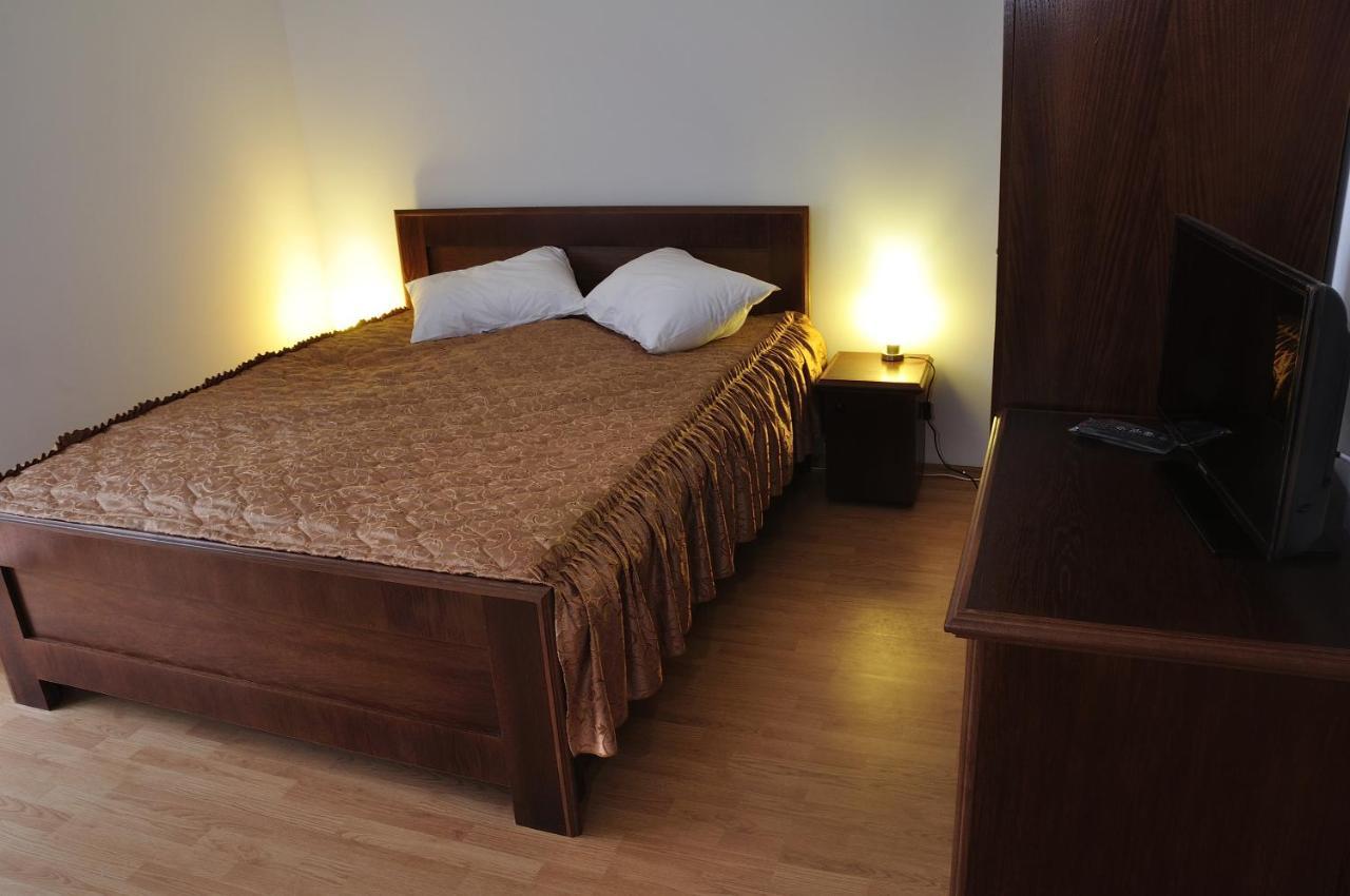 Oras Zlatna Hotel Екстериор снимка